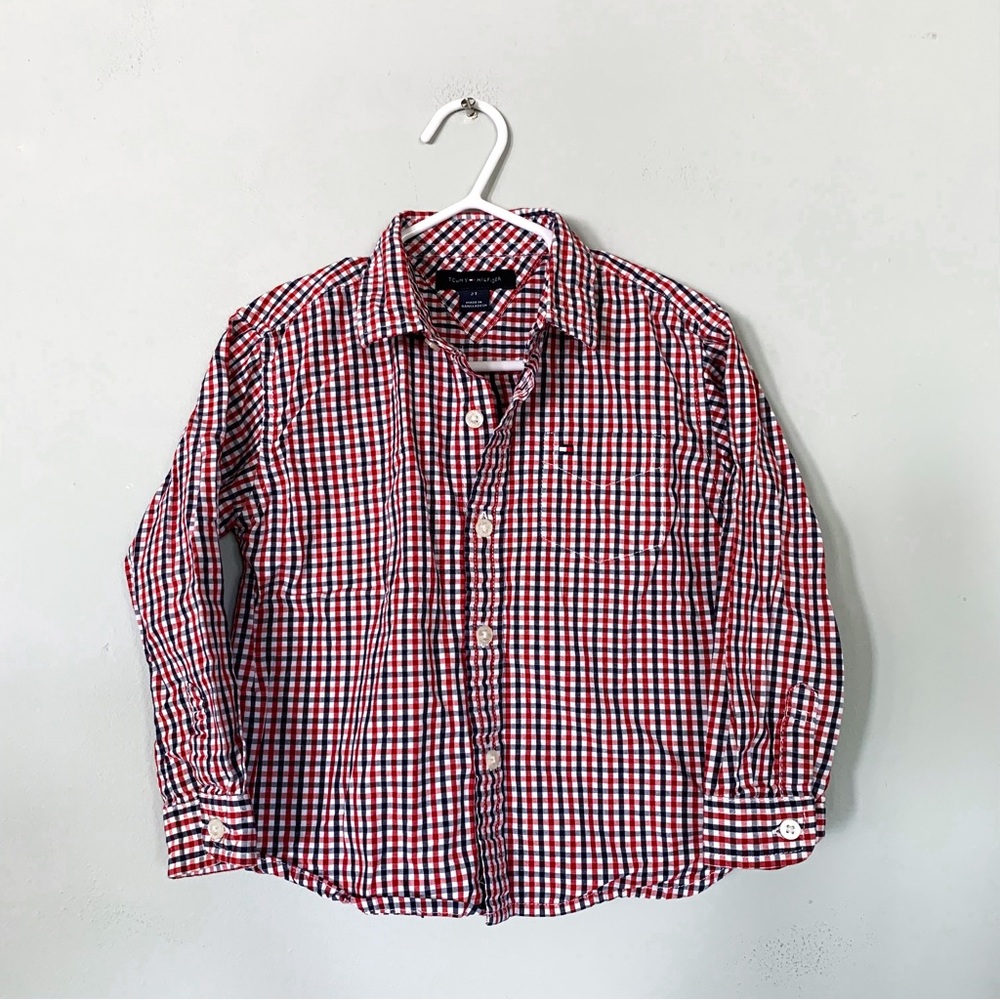 Tommy Hilfiger • Button Down Shirt